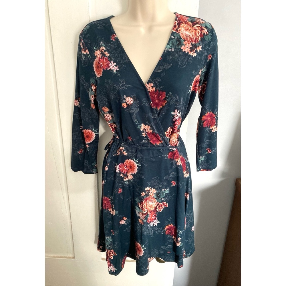 💐3/$12 Floral Knit Wrap Style Dress 3/4 Sleeves Tie Waist